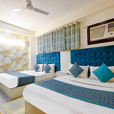 Airport Hotel Classic Park New Delhi Exterior photo